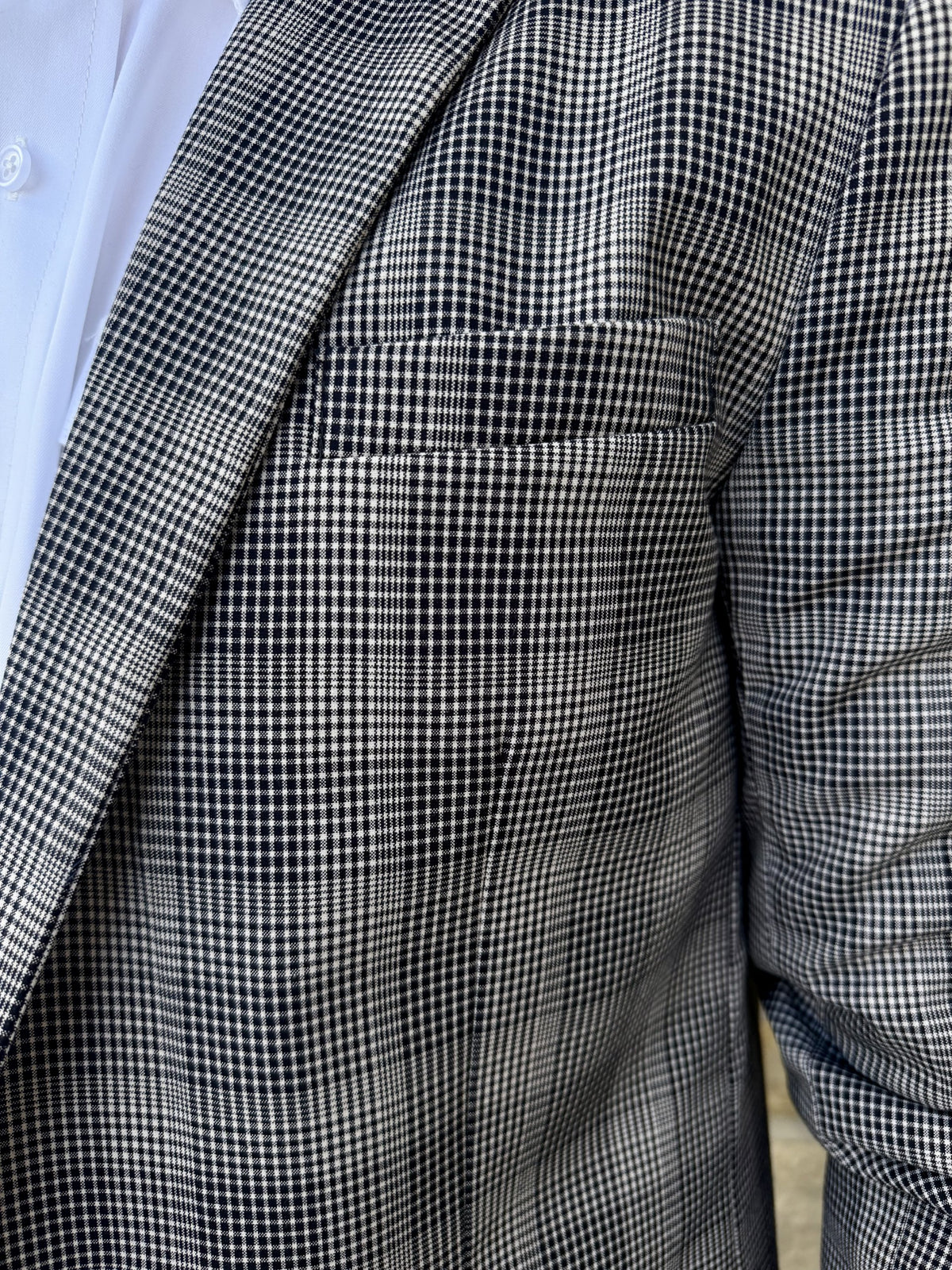 Men's Black and White Plaid Sport Coat