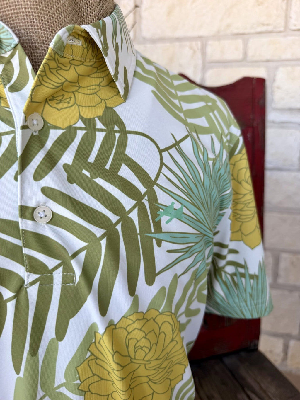 Men's Two Dove Short Sleeve Pullover Shirt