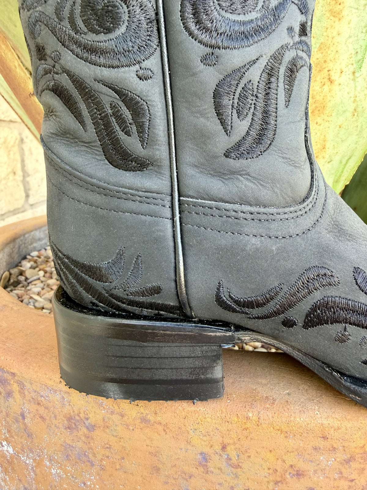 Women's Circle G Black Embroidered Square Toe Boots