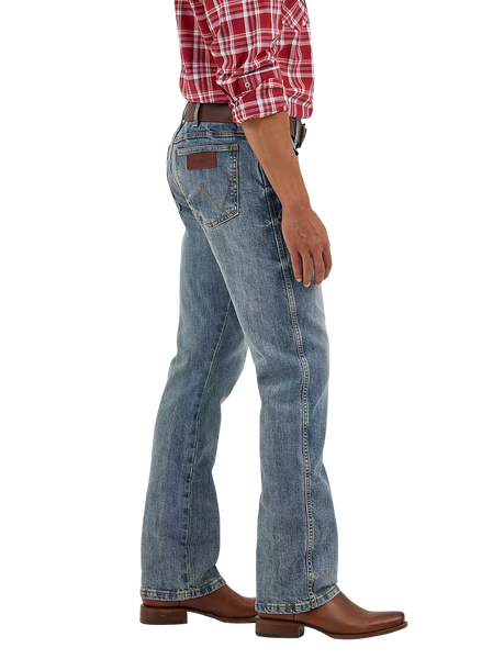 Men's Wrangler Retro Slim Fit Blue Jean - 77MWZGL