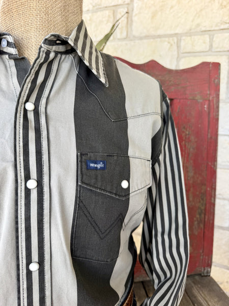 Men's Wrangler Gray/Black Brushpopper Long Sleeve Shirt
