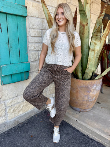 Women's Risen Leopard Barrel Crop Jean