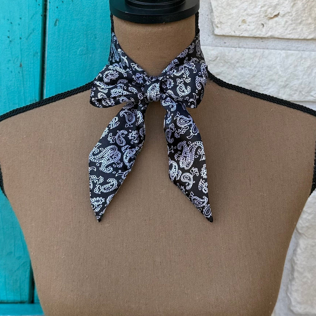 Black & White Paisley Mini Twilly Wild Rag
