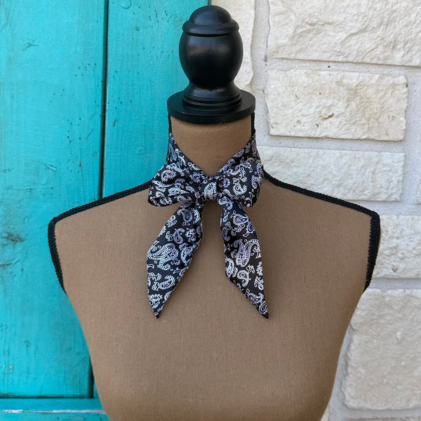 Black & White Paisley Twilly Wildrag
