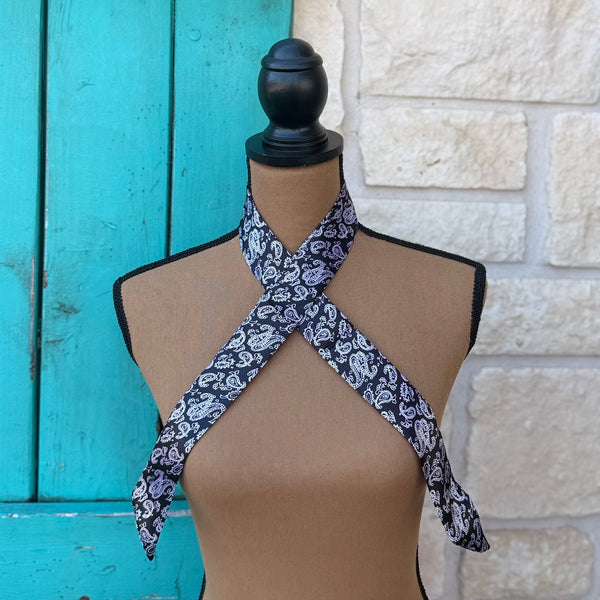 Black & White Paisley Twilly Wildrag