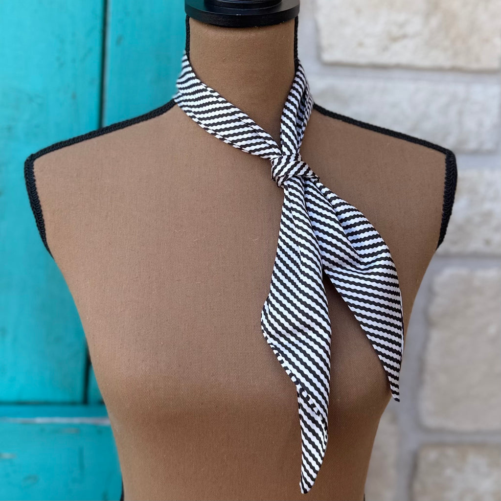 Black & White Zigzag Stripes Twilly Wild Rag