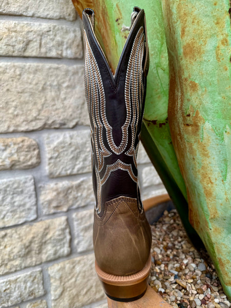 Men's Distressed Leather Cutter Toe Western Boot