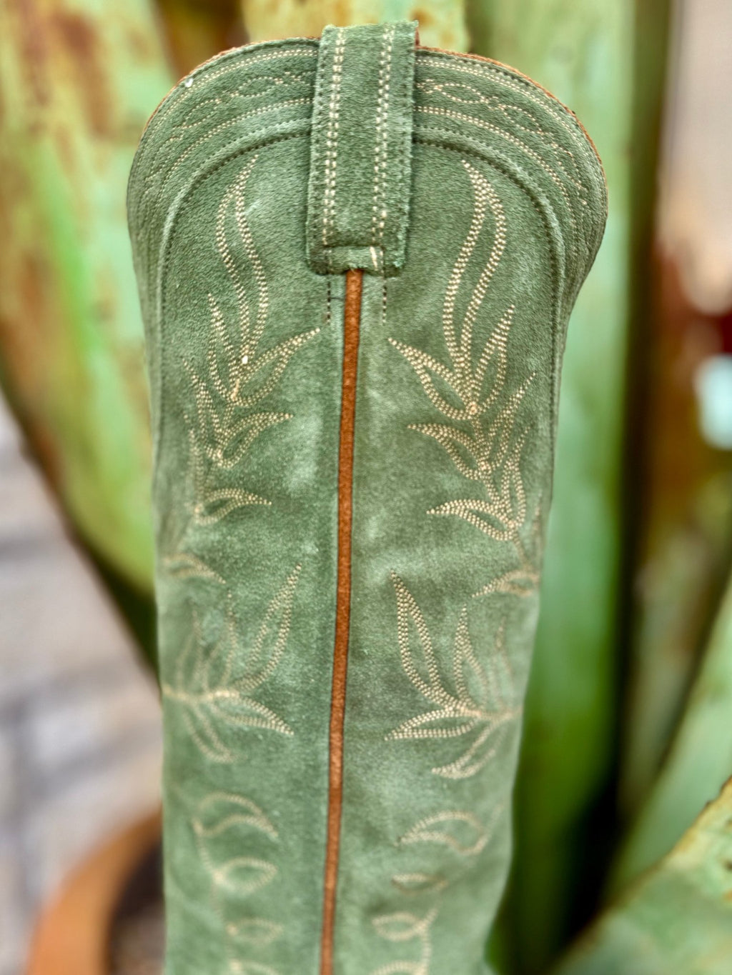 Women's Snip Toe Suede Western Boot