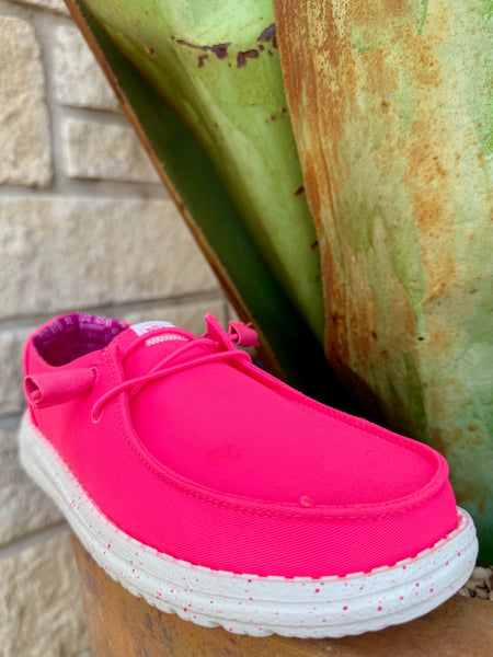 Women's Wendy Stretch Canvas Slip-On Shoe