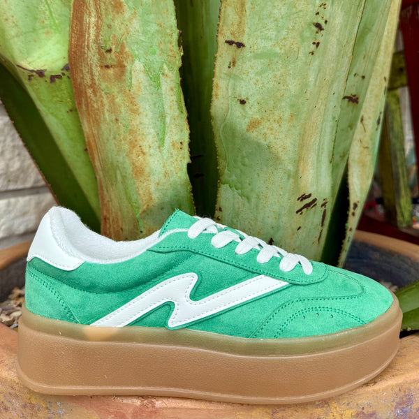 Ladies Tennis Shoe - MIGHTTY G