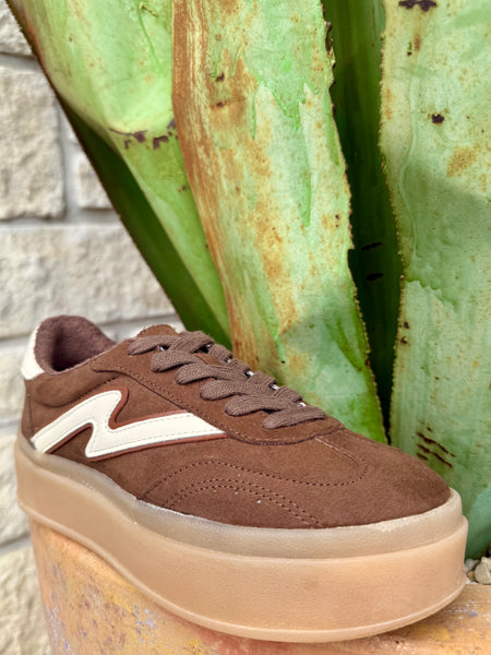 Ladies Tennis Shoe - MIGHTTY B