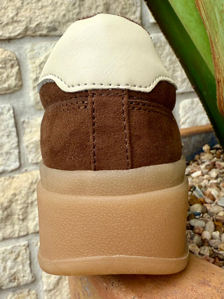 Ladies Tennis Shoe - MIGHTTY B