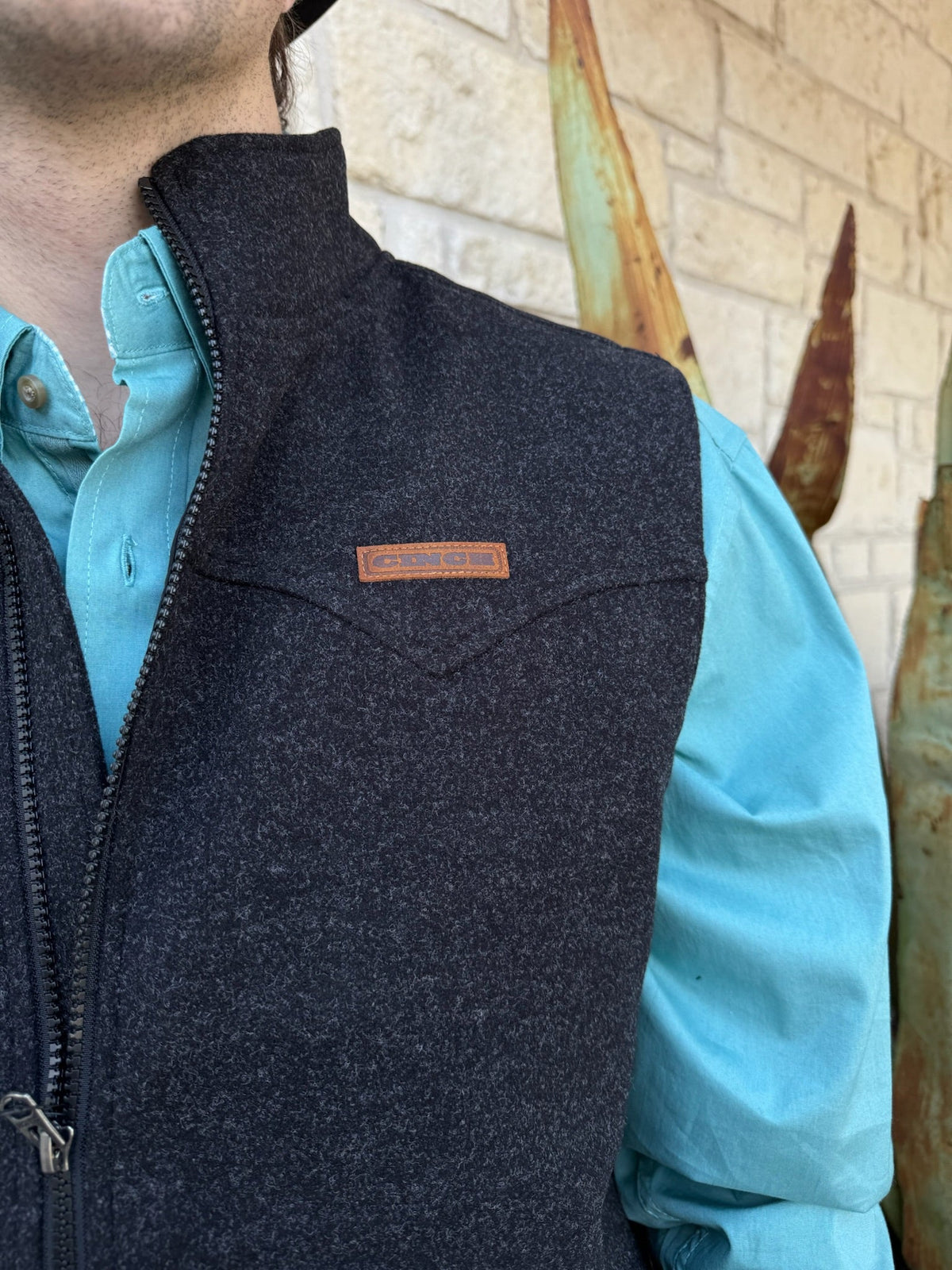 Men's Heather Black Water-Resistant Zip Vest