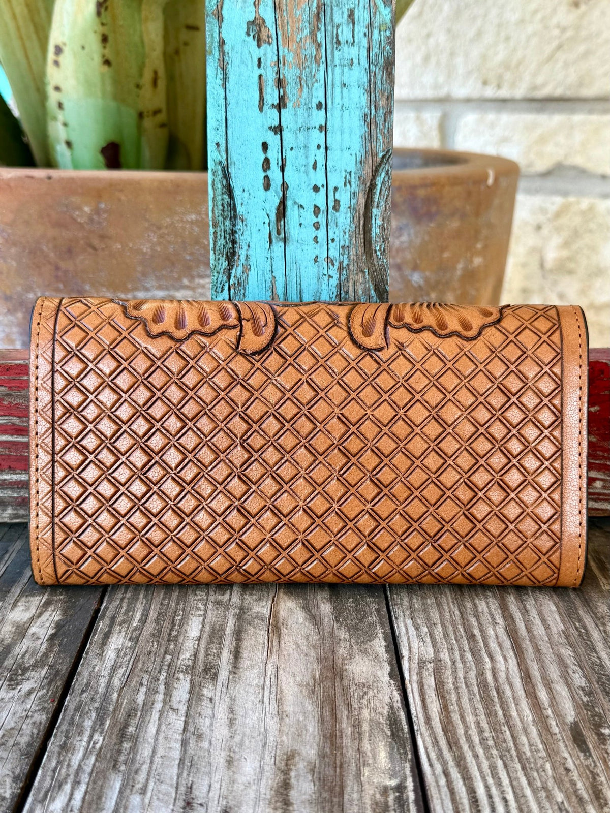 Women's Natural Leather Blanket Inlay Tooled Wallet