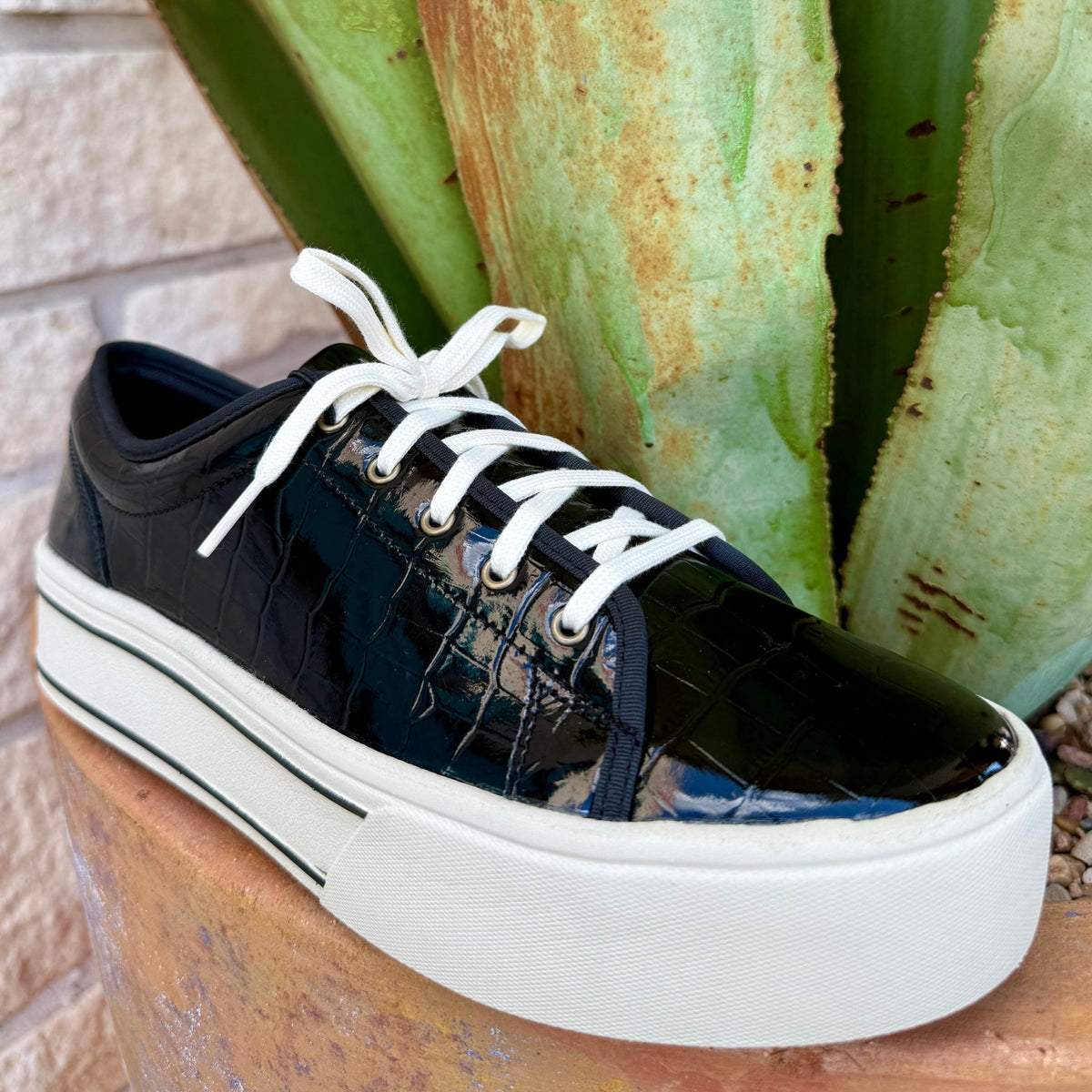 Women's Ariat Skylar Black Croc-Print Platform Sneaker