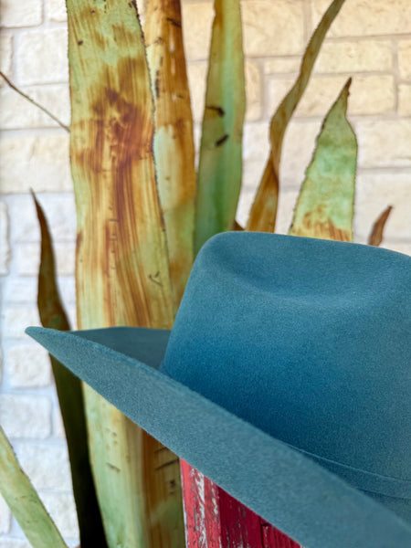 Ladies Hat - W0604ASL