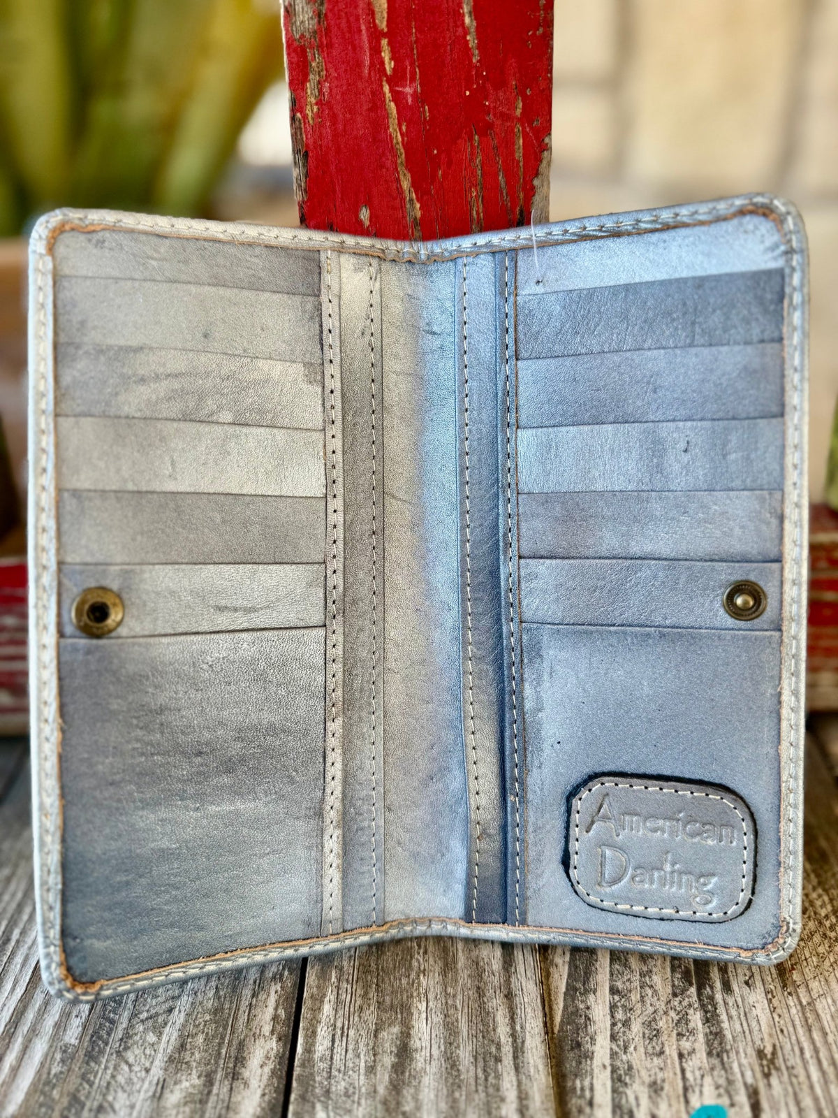 Women's Silver Tooled Leather Zip Wallet
