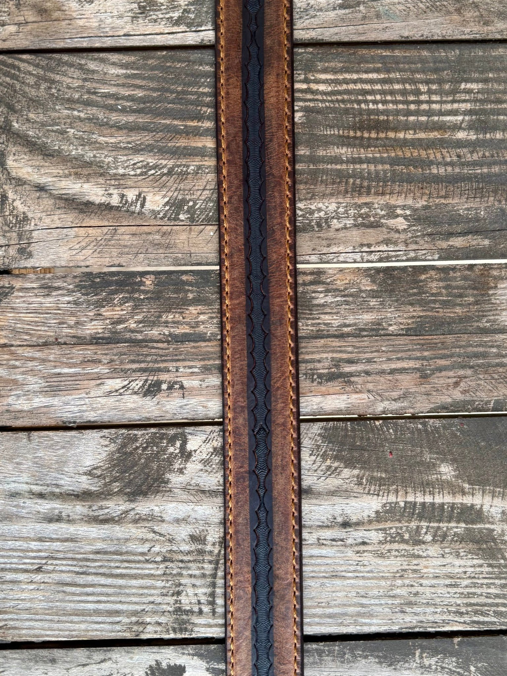 Men's Scallop Tooled Leather Belt