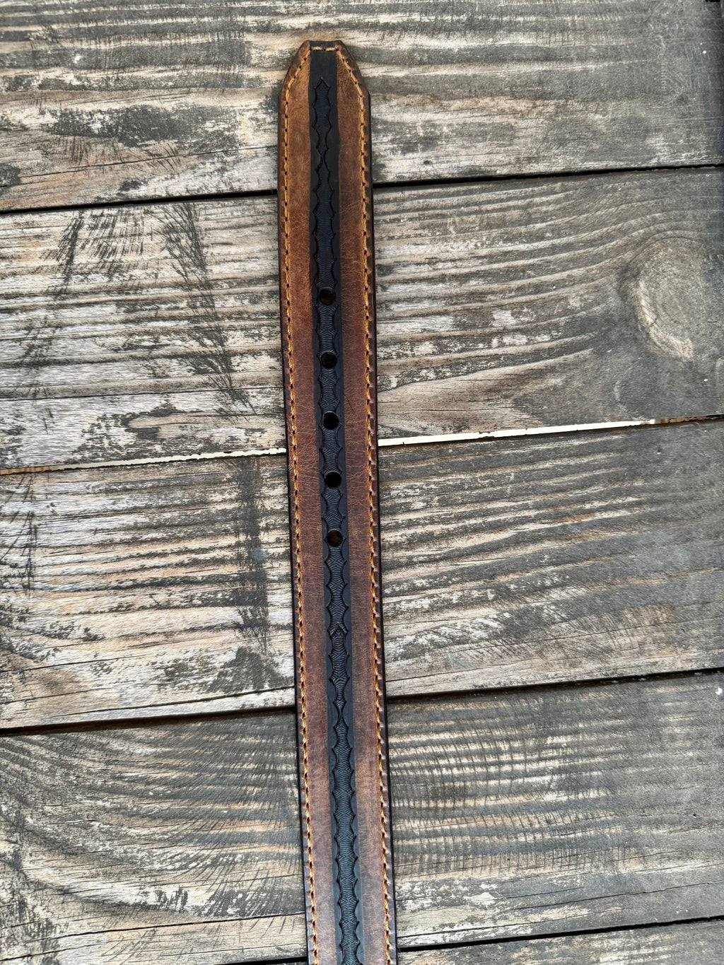 Men's Scallop Tooled Leather Belt