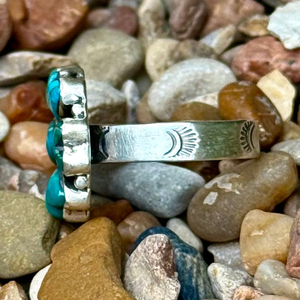 Nizhoni Ring - NZRNHRTCIR