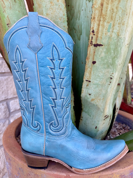 Ladies Circle G Western Boot in turquoise leather, featuring a snip toe and Goodyear welt construction for durability, with a 2” stacked heel for comfort – L6333. Available at Blair’s Western Wear, Marble Falls, TX.