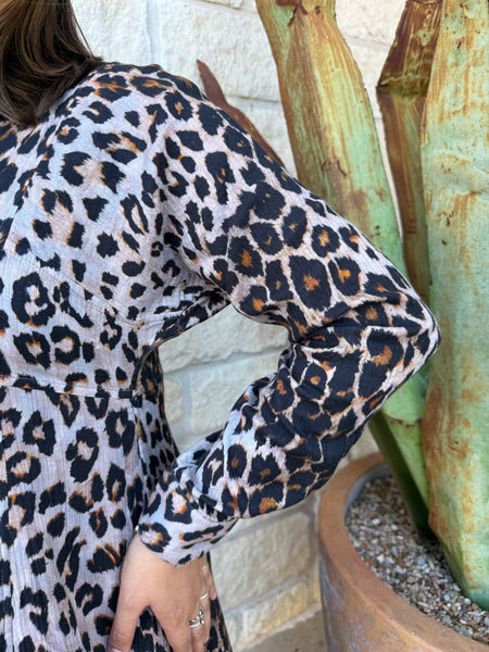 This Ivy Jane Leopard Gauze Dress blends lightweight comfort with bold, effortless style. Its flowy silhouette, v-notch neckline, and breezy gauze fabric make it an easy statement piece for any day. Perfect for adding a little wild charm to your wardrobe. Available at BLAIR'S Western Wear located in Marble Falls,TX. 
