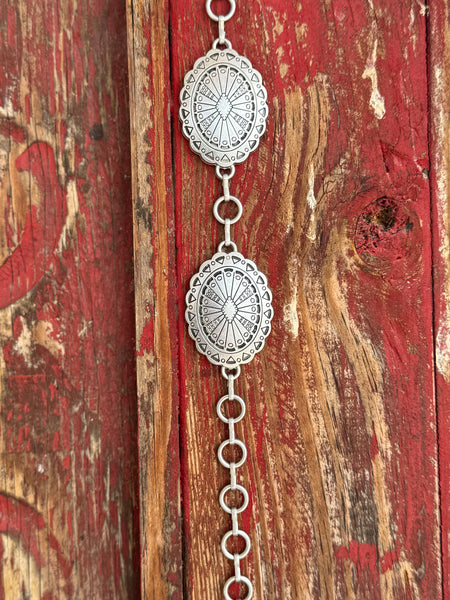 Ladies Silver Oval Concho Chain Belt