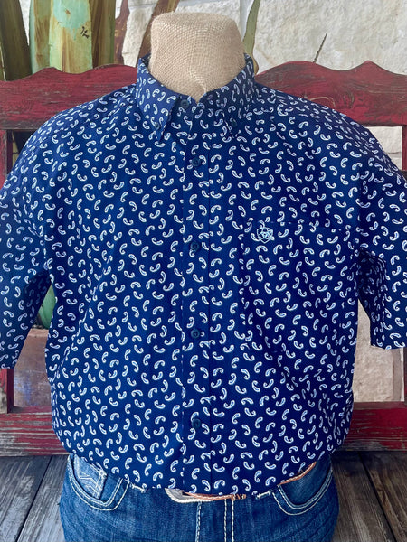 Men’s Ariat casual short-sleeve button-down shirt in navy paisley, 100% breathable cotton for lightweight comfort, with logo-embroidered chest pocket – 10059008. Available at Blair's Western Wear, Marble Falls, TX.