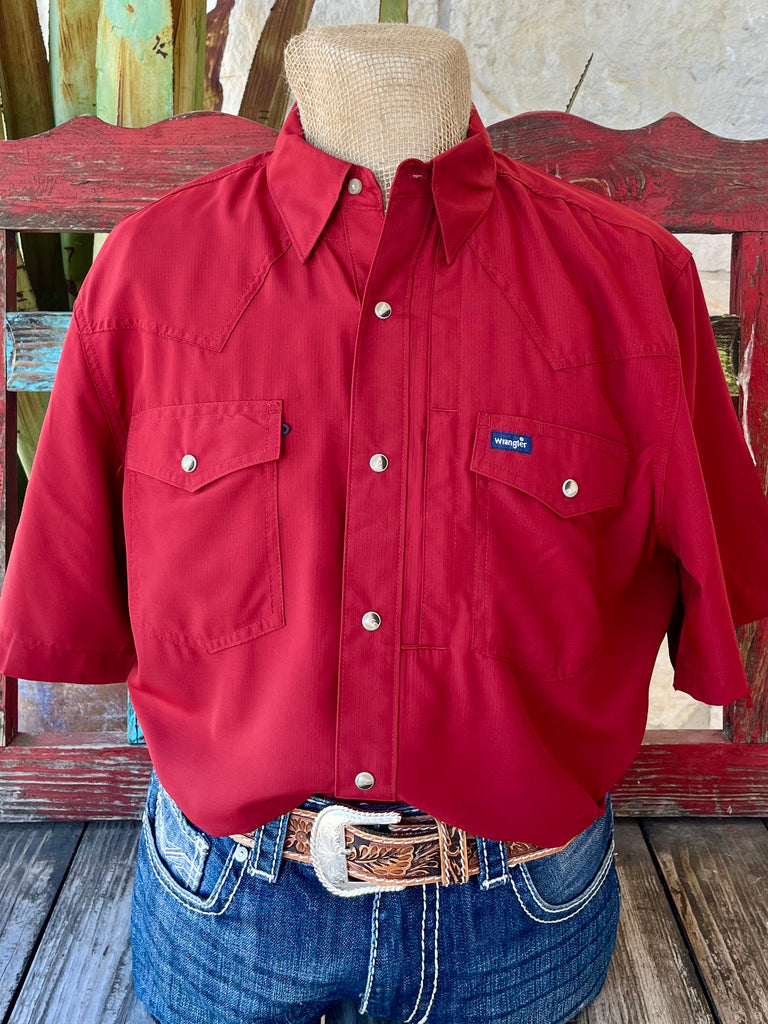 Men's Wrangler Performance Snap Short Sleeve Solid Shirt in Scarlet Red, featuring moisture-wicking fabric with UV protection – 112359436. Available at Blair's Western Wear, Marble Falls, TX.