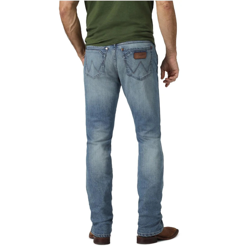 Men's Wrangler Retro Slim Straight Jean