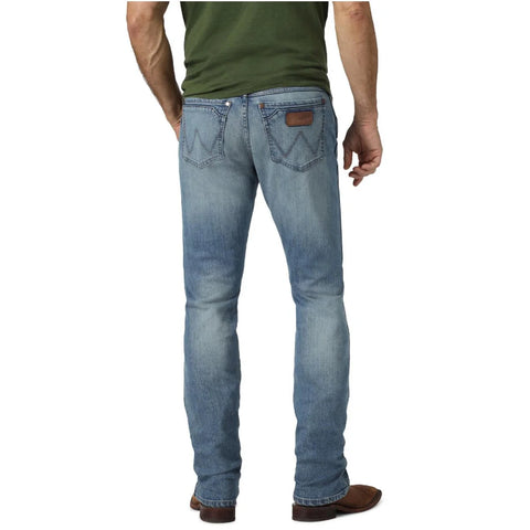 Men's Wrangler Retro Slim Straight Jean