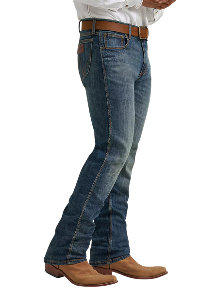 Men's Wrangler Retro Slim Fit Blue Jean — WLT88BZ