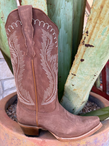 Women's Circle G Western Boot snip toe boot in brown, genuine leather upper with a soft, distressed finish that provides a broken-in feel from day one while maintaining long-term durability, intricate western embroidery adds visual interest and elevates everyday outfits without overpowering your look - L6355. Available at Blair's Western Wear, Marble Falls, TX.