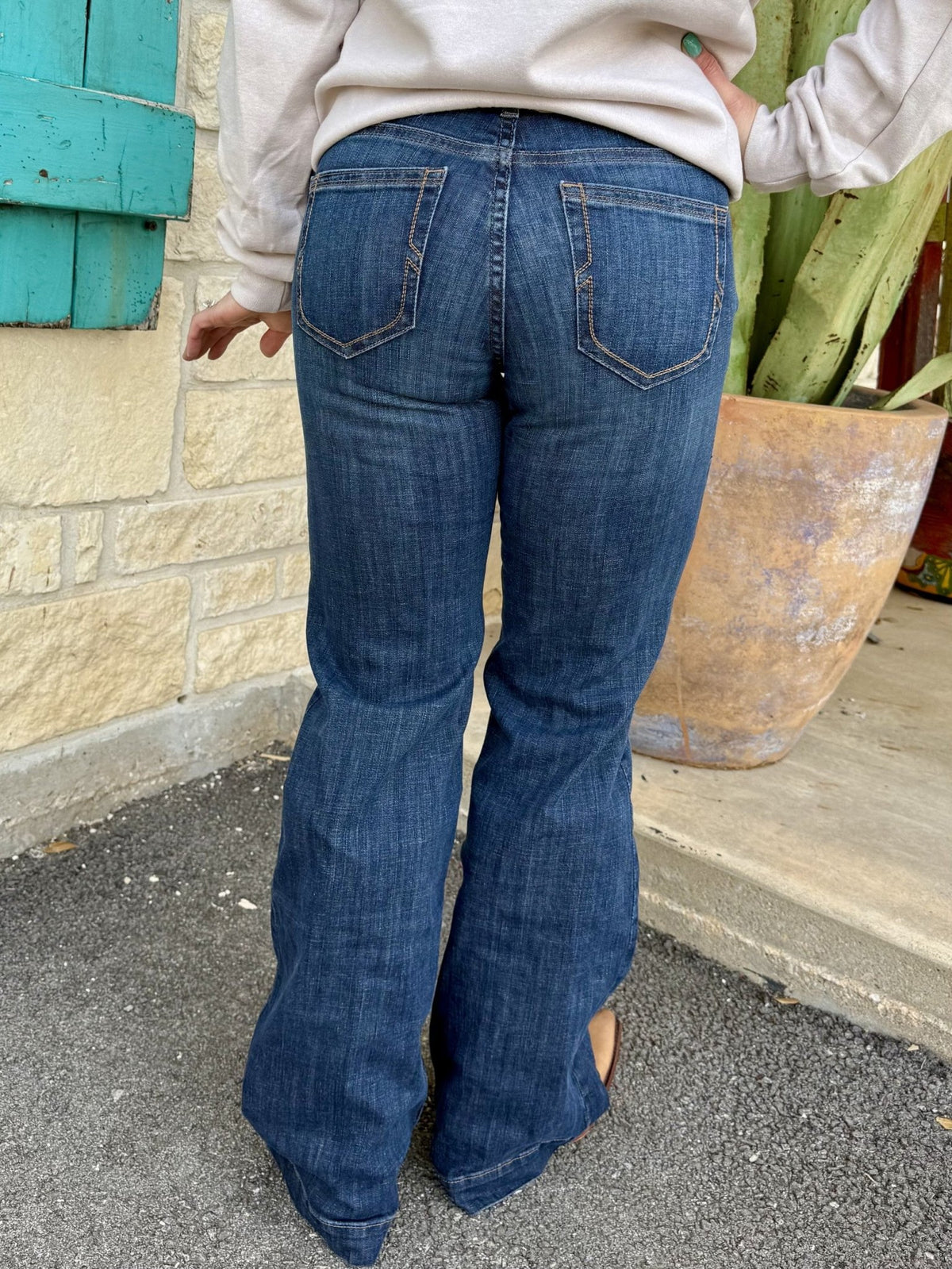Women's Ariat Dark Wash Wide Leg Jean