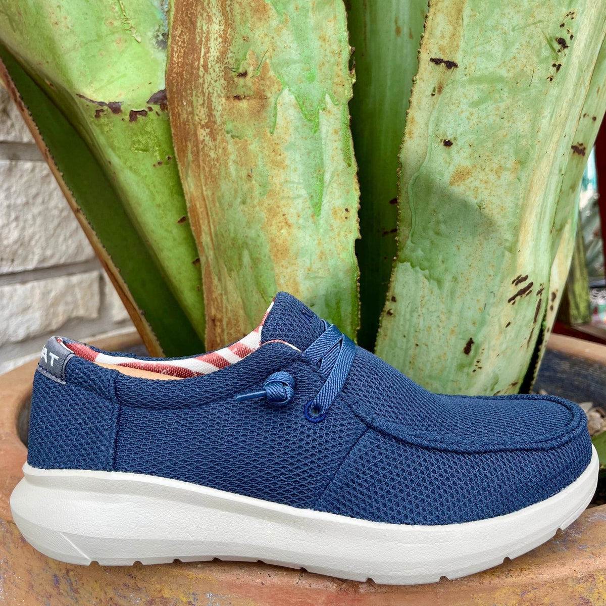 Men's Ariat Casual Shoe in navy, breathable mesh upper with elasticized laces - 10061333. Available at Blair's Western Wear, Marble Falls, TX.