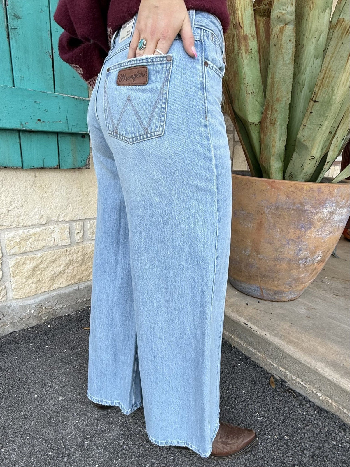 Women's Wrangler Light Wash High Rise Wide Leg Jean