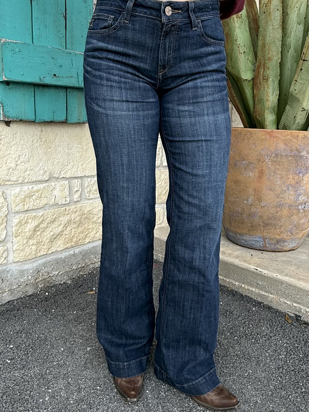 Women's Ariat Dark Wash Wide Leg Jean