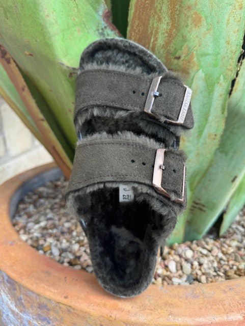 Birkenstock Women's Arizona Mocha Suede Shearling Sandal