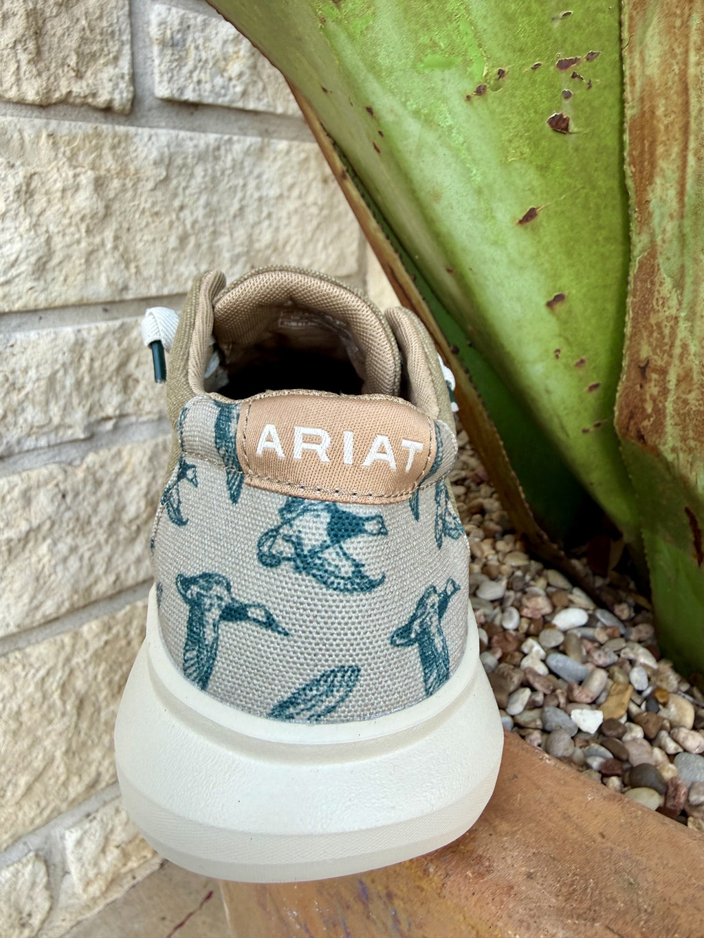 Men's Ariat Hilo Tan Duck Print Slip-On Shoes