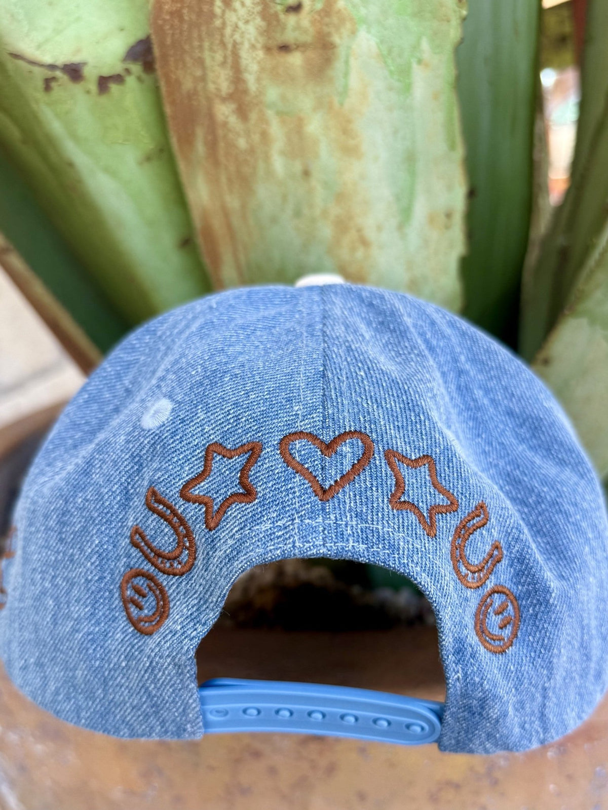 Women's Mother Knows Best Embroidered Cap
