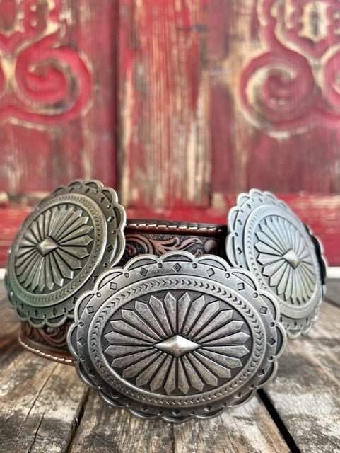 Ladies Tooled Leather Removable Flower Concho Belt