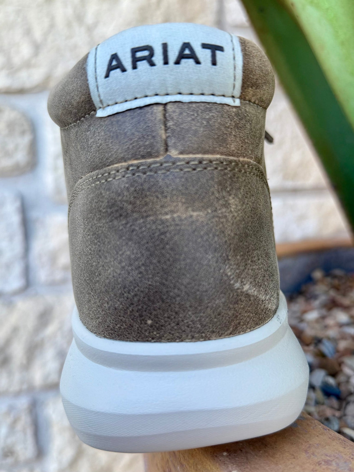 Men's Ariat Brown Bomber Hilo Mid Casual Shoe