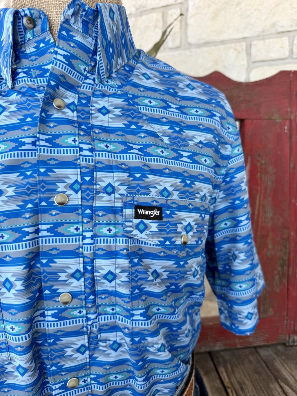 Men's Blue Aztec-Inspired Short Sleeve Snap Shirt