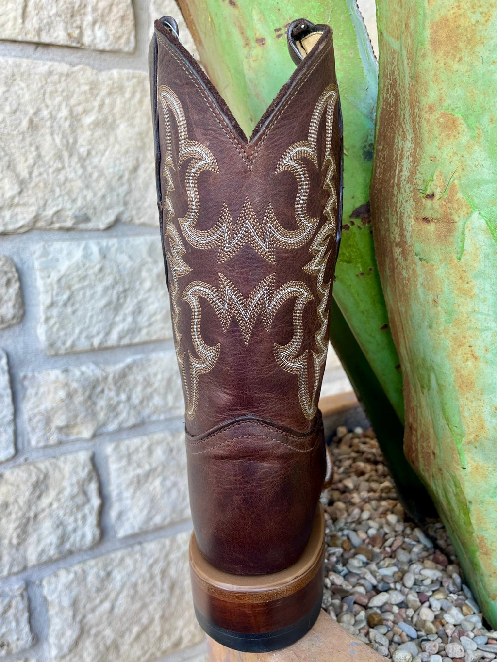 Men's Chocolate Brown Round Toe Roper Boot