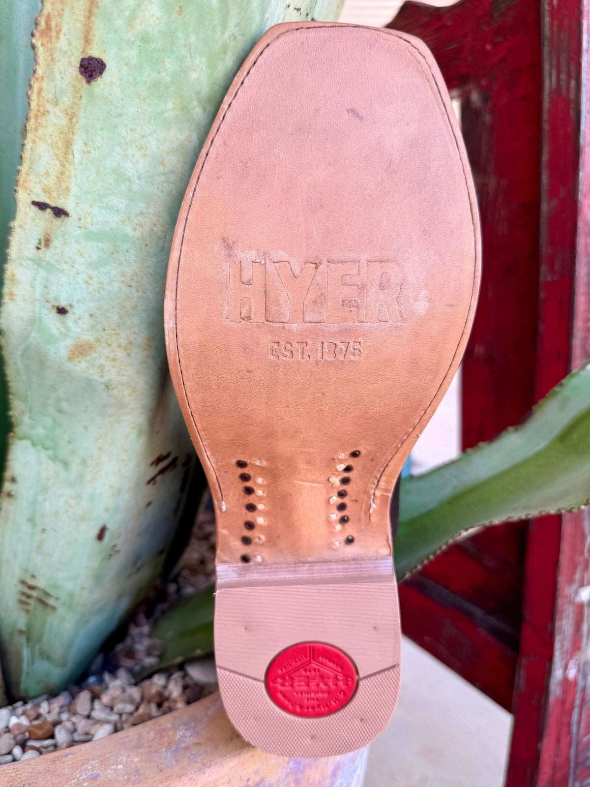 Men's Oil Tan Leather Cutter Toe Western Boot