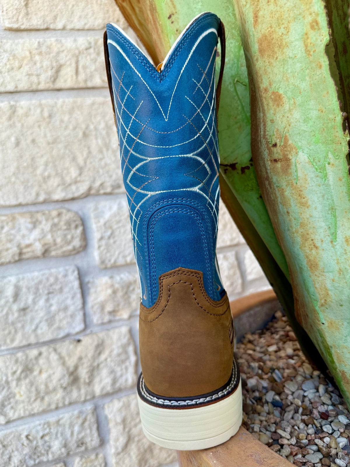 Men's Soft Toe Waterproof Wide Square Toe Western Work Boot