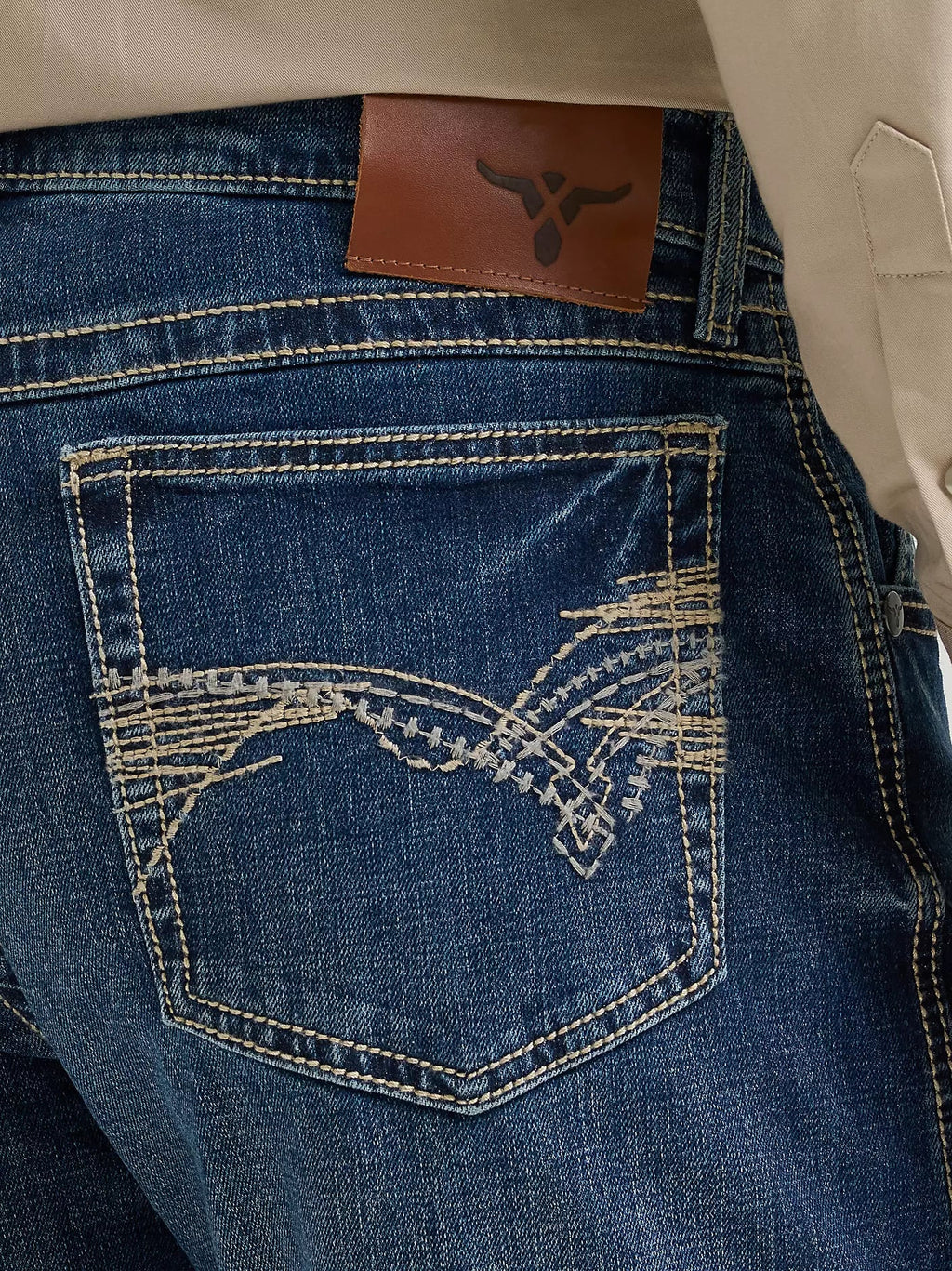 Men's Wrangler Retro Slim Fit Low Rise Blue Jean
