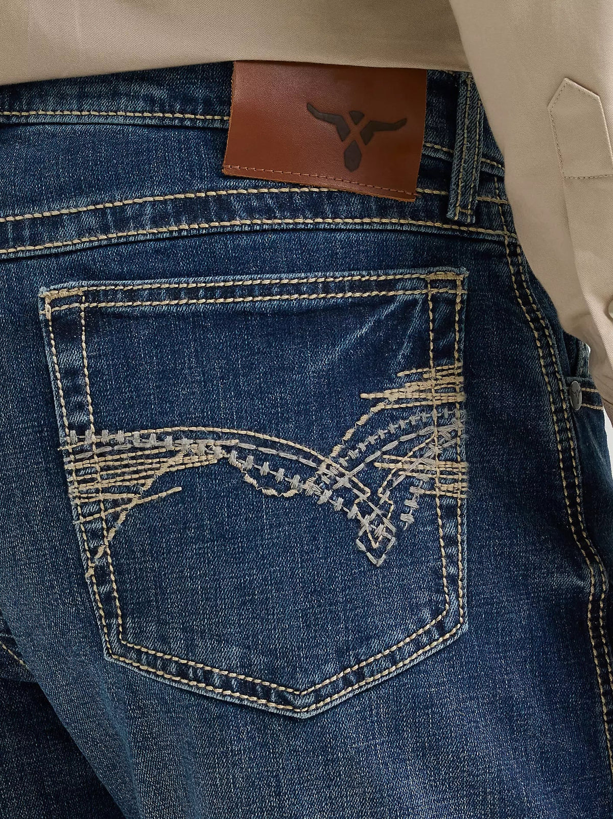 Men's Wrangler Retro Slim Fit Low Rise Blue Jean