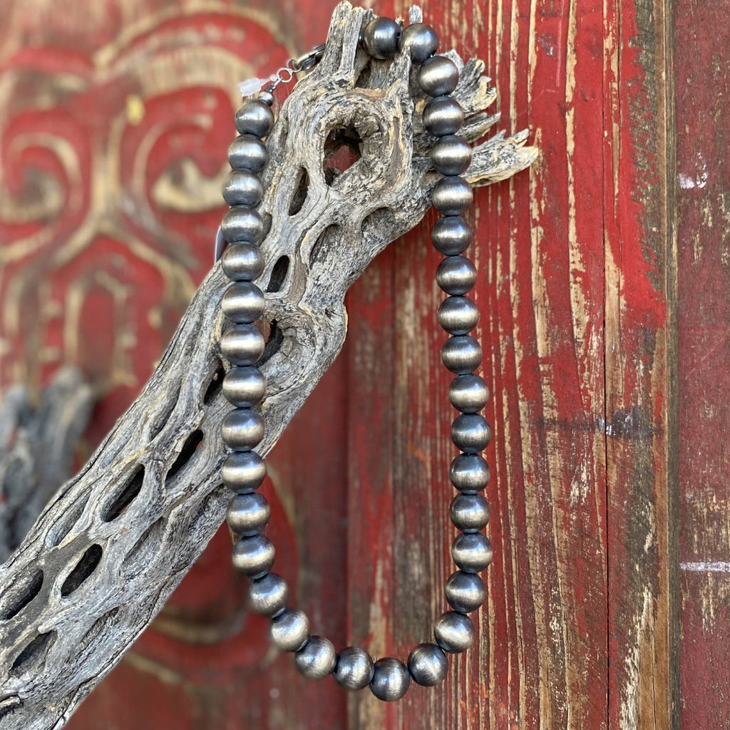Navajo Pearl Necklace - NKNKLGB