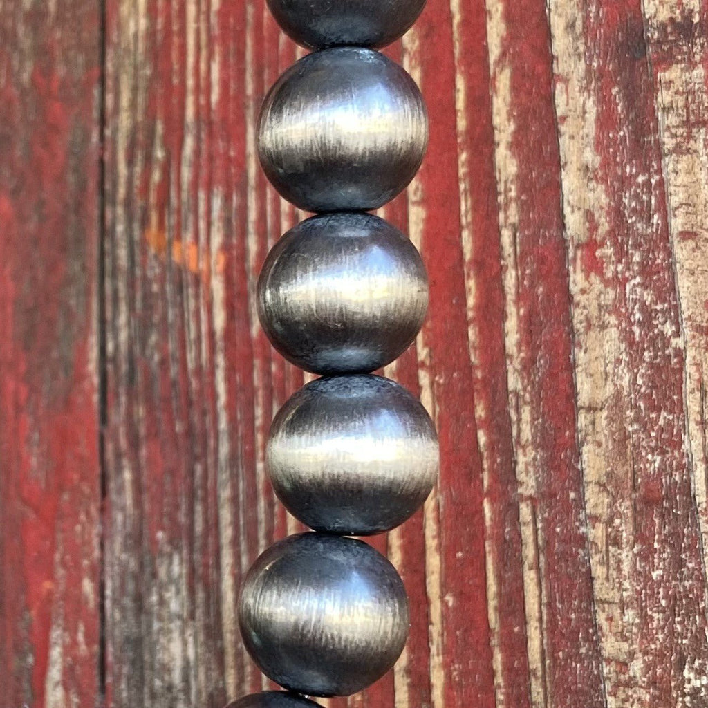 Navajo Pearl Necklace - NKNKLGB